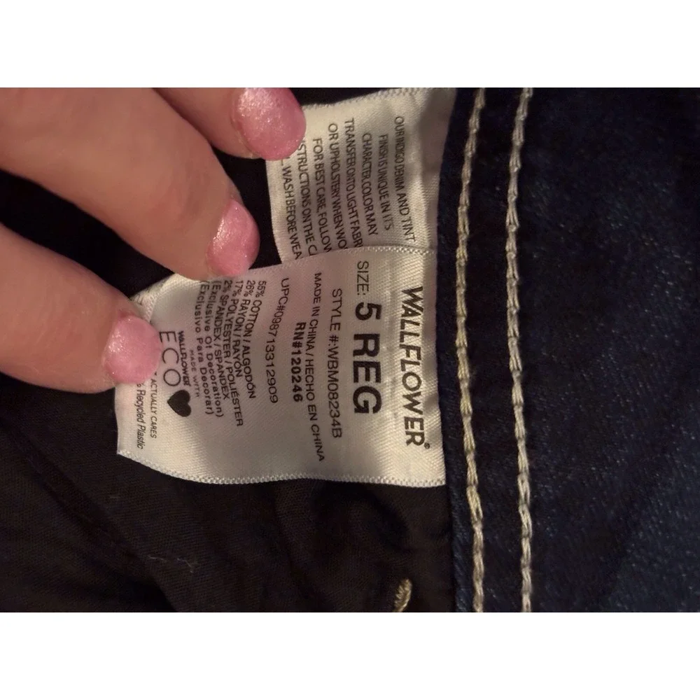Wallflower Women's‎ Size 5 Jeans